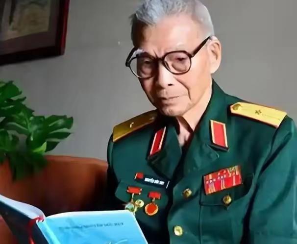 越南少将阮德辉回忆说：当年中国军队能安全撤走，不是越南军人胆小不敢追，而是黎笋下