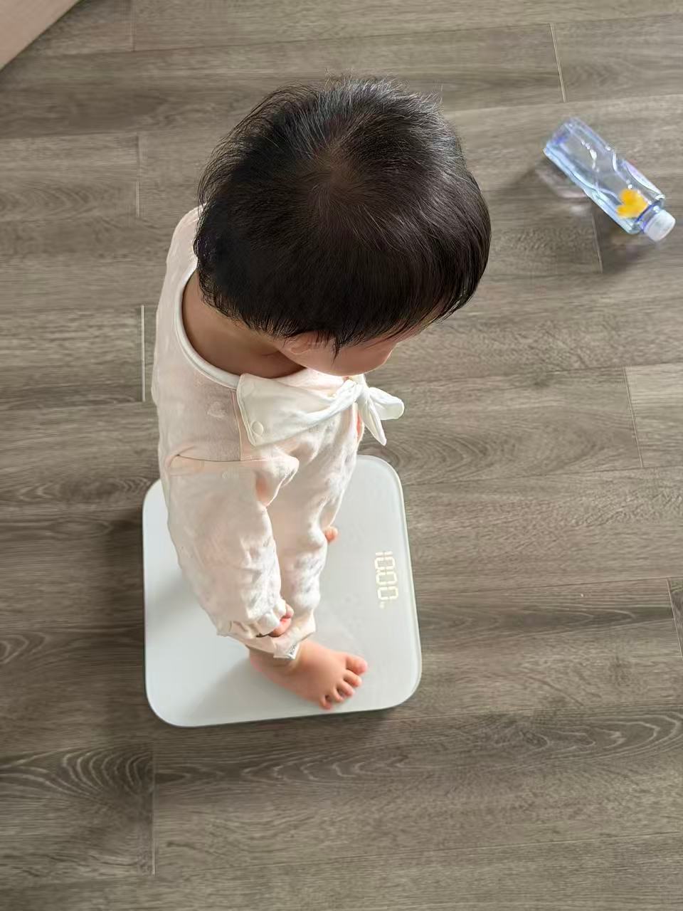 注重身材管理的一岁小孩
