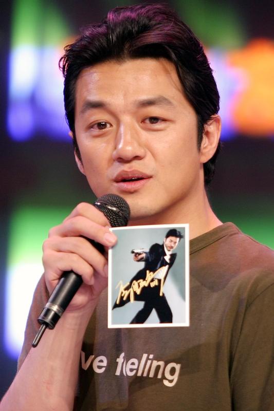 李亚鹏关联多家公司股权被冻结这事，挺让人唏嘘的。之前他就因为投资失败欠了不少钱，