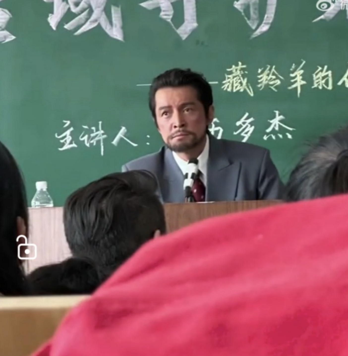 生命树胡歌这造型变化好大啊，像是cos金刚狼。[笑着哭]​​​