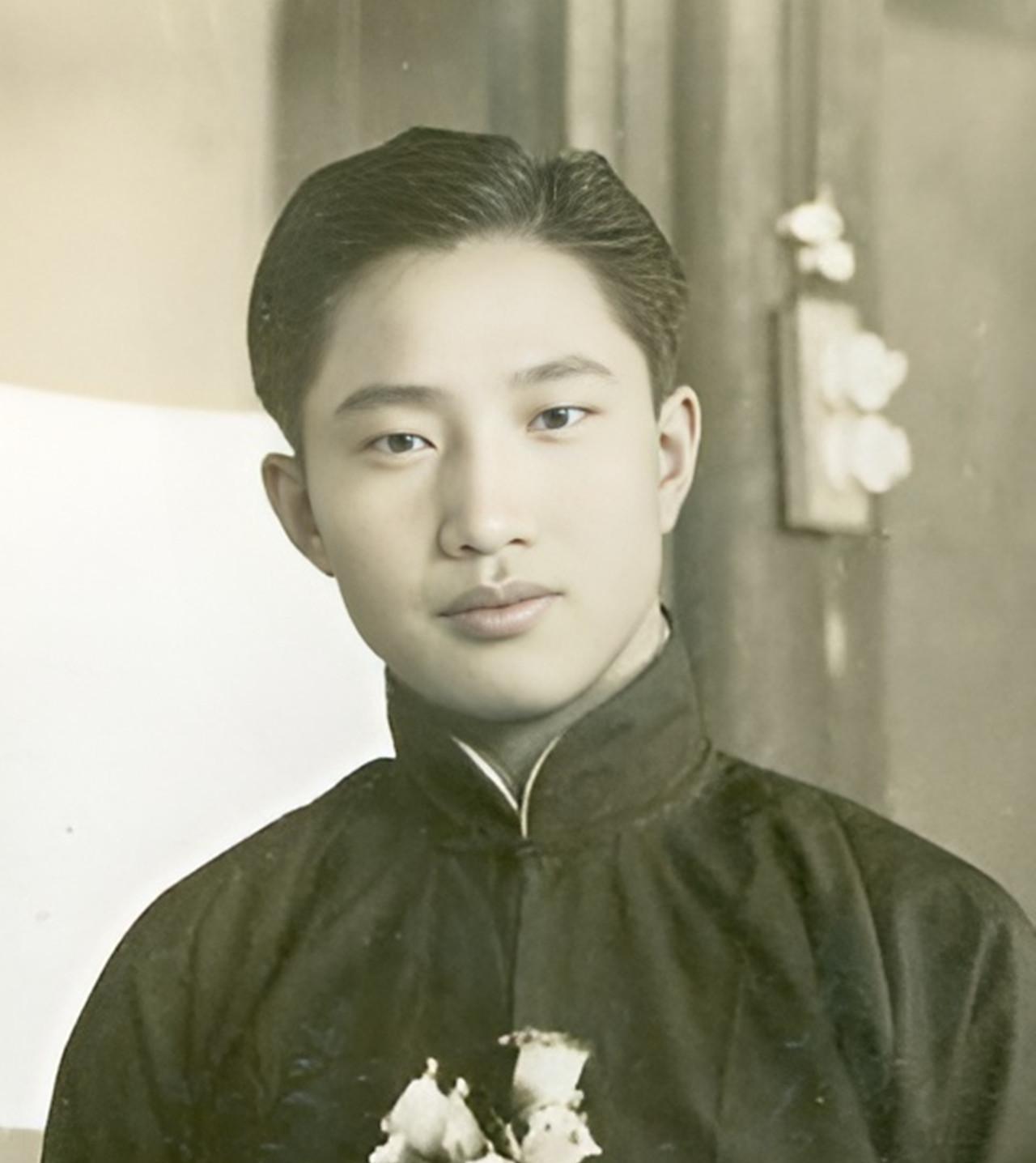 1988年，一台湾老人回到大陆后，竟然直接去了中南海！中央领导亲自予以接见，老人