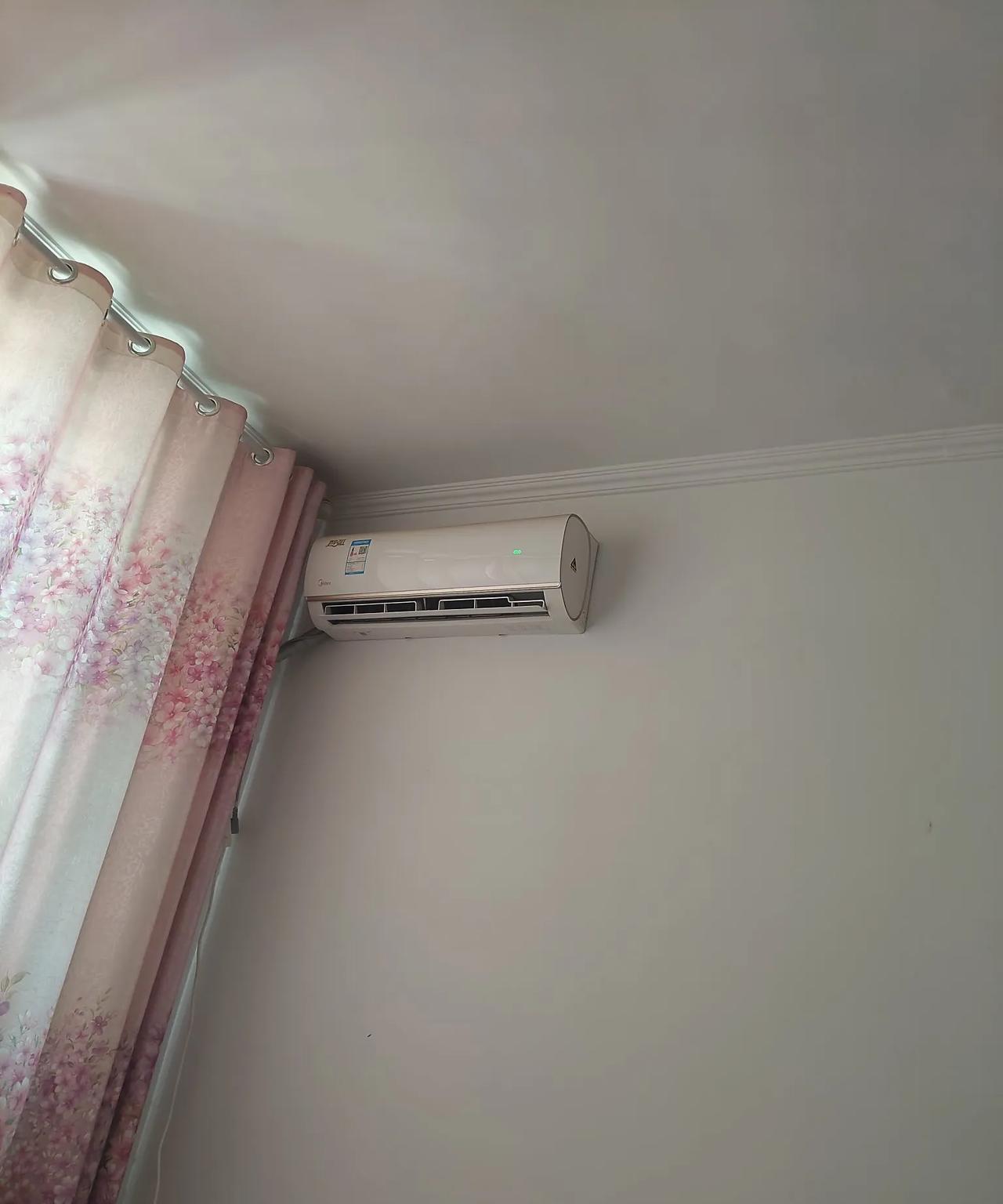 今年夏天终于发现了一个大问题，那就是在所有家电当中，最伟大最实用的居然是那个，一