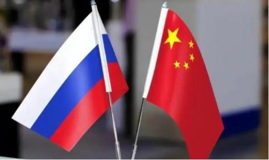 中国现在不必重点防范日本跟美国，中国现在最需要警惕的反而是俄罗斯！这么说的原因是