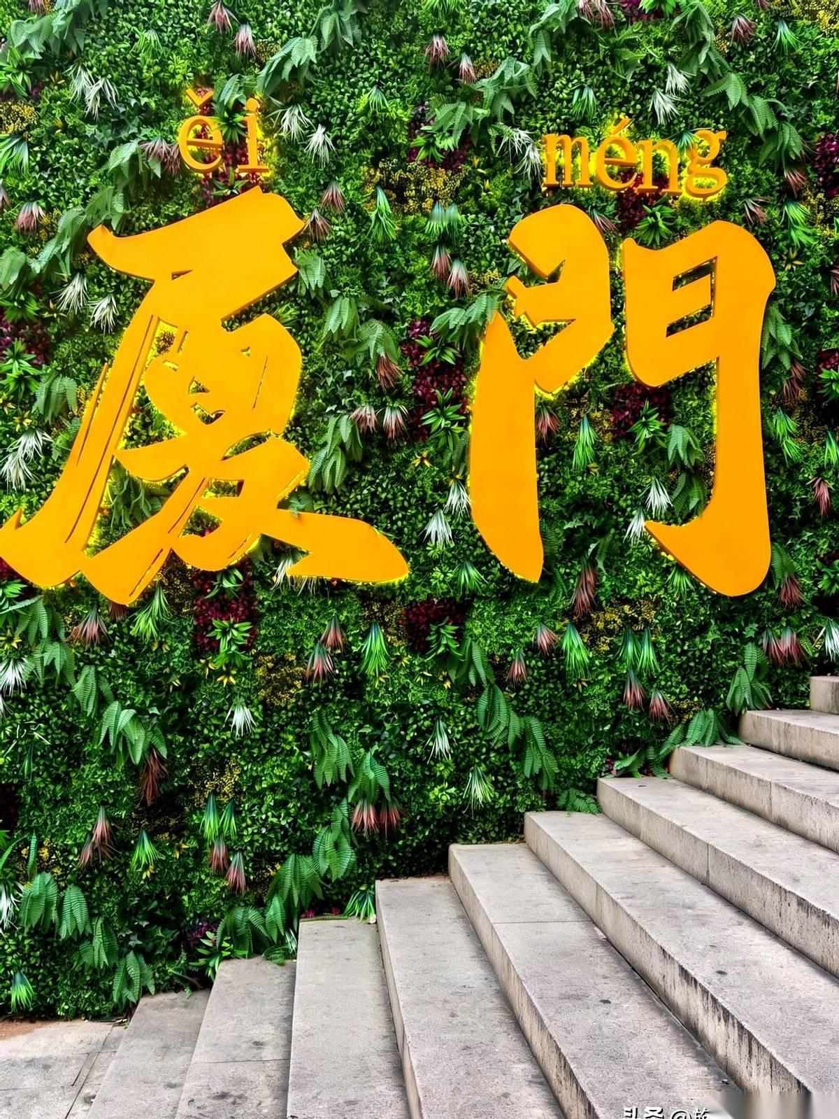 我算是彻底想明白了，所有旅行攻略的尽头，其实就俩字：花钱。对，就是这么扎心。