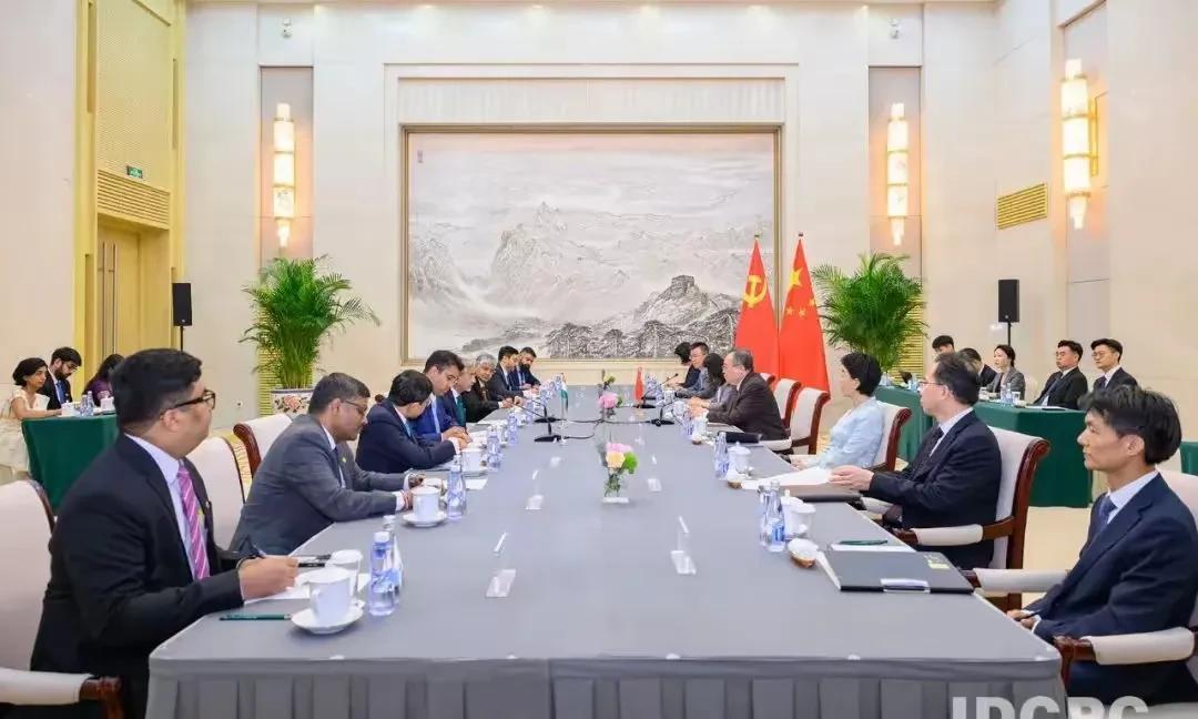 苏杰生访华要稀土，印度拿什么来换？时隔五年，印度外长苏杰生终于借着参加上合组织