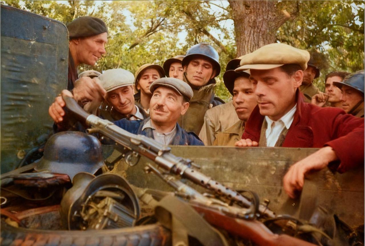 1943年10月2日，在法国的科西嘉岛，当地游击队员与纳粹德军发生了一场战斗，1