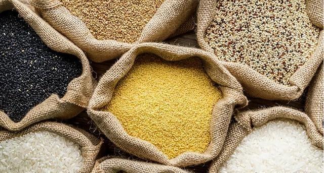 一旦全球停止出口粮食，中国能自给自足吗？说句扎心的，中国或许无法自给自足，但是主