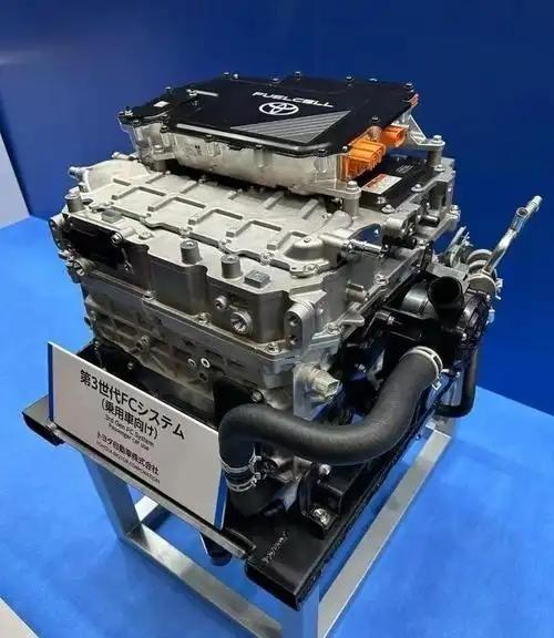 日本最先研究出了氢能电池，于是日本申请了上千个专利，独家生产，等着躺着挣钱，结果