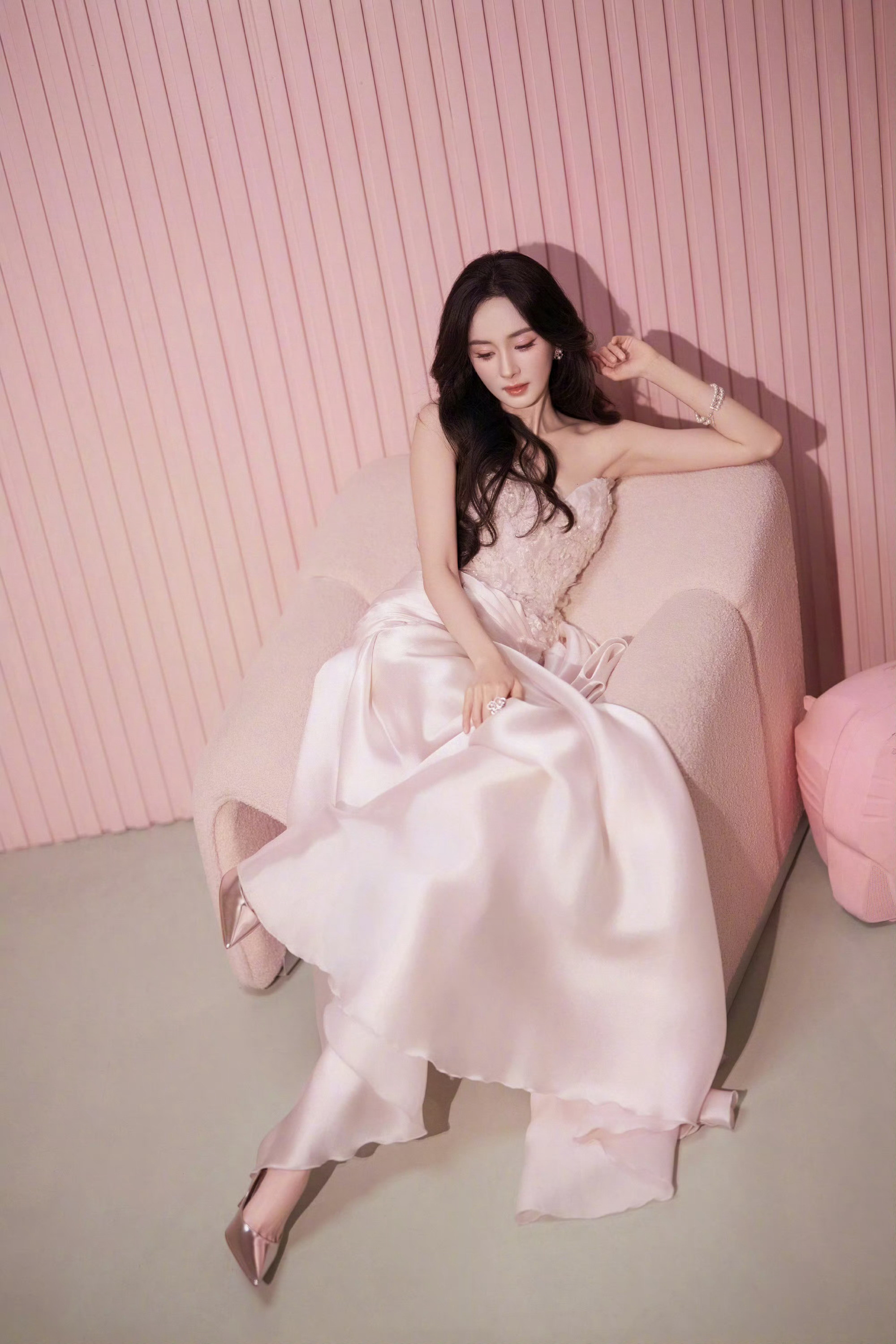 杨幂｜BKT品牌直播活动造型礼服｜GABYCHARBACHY2026秋冬定制