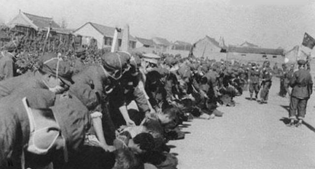 1953年3月8日，广东省开平县人民政府判处了抗日爱国将领、原国军中将周址死刑并