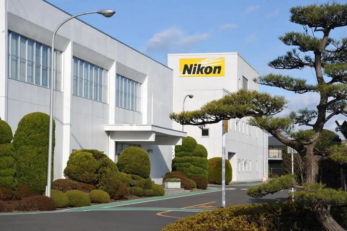 巨亏850亿！日本光学巨头二十年神话崩盘，竟和中国脱不了关系.. 2025财