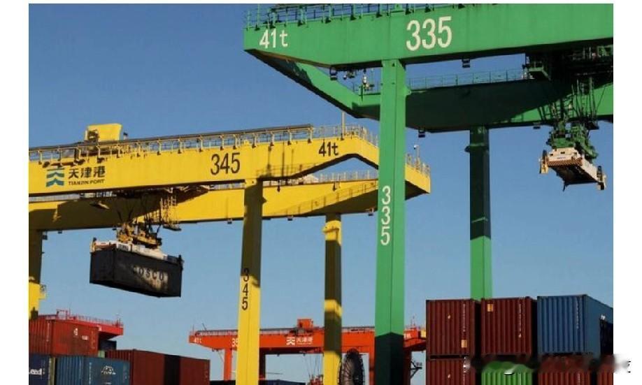 中国9月份以美元计价的出口同比增长8.3%，进口增长7.4%。北京(路透社