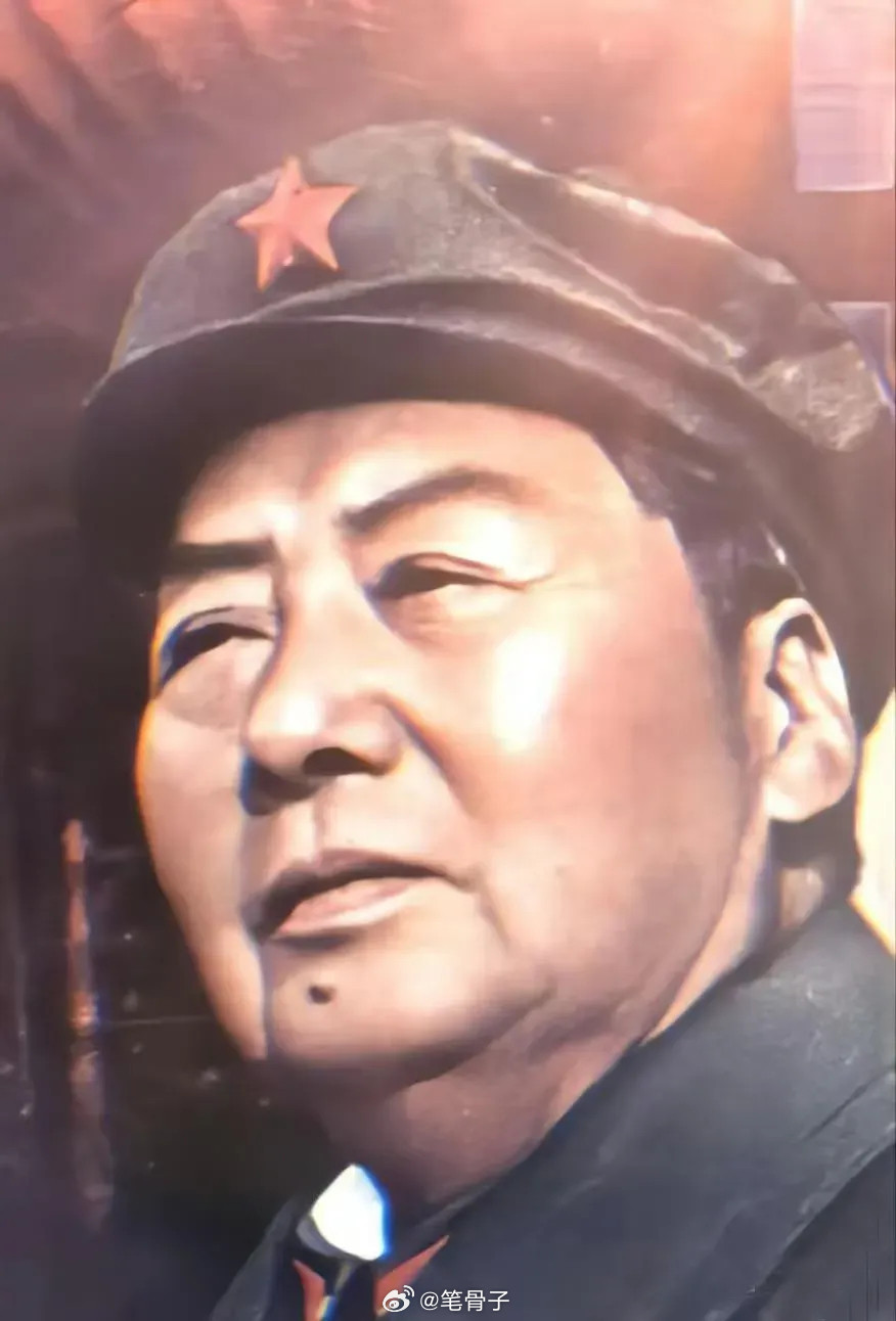 谁能重走伟人之路？？？！！！试问，有谁敢真正体验伟人的人生？倘若有人真的穿越回1