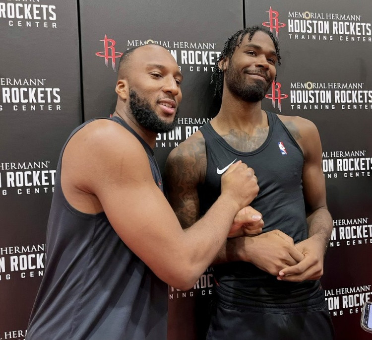 火箭队真的是藏龙卧虎，多位球员因受伤或轮休缺阵了今天和老鹰队的比赛，但是火箭队依