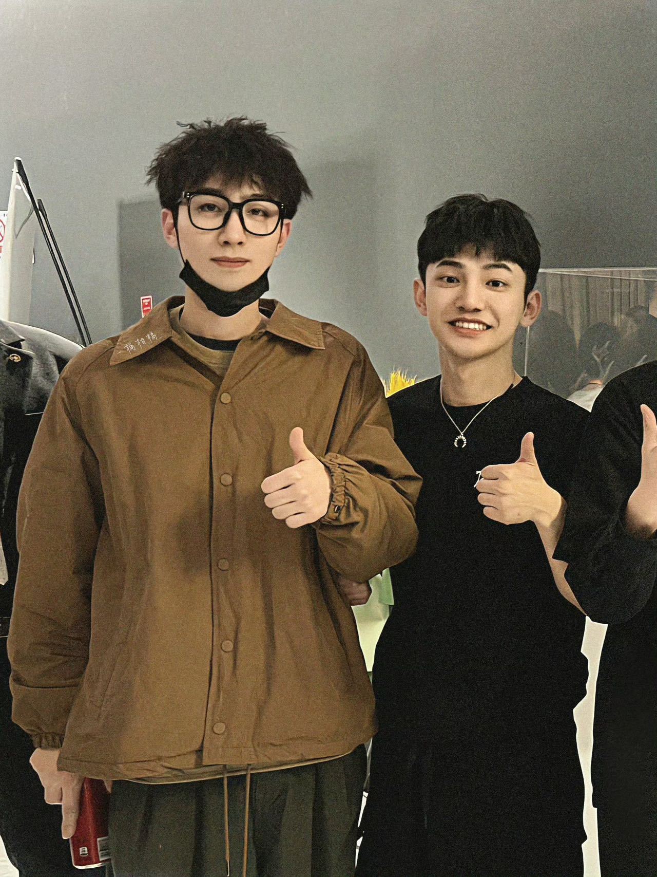 陈思诚新片10间敢死队定档终于等到定档！5月1日影院见～《10间敢死队》阵容