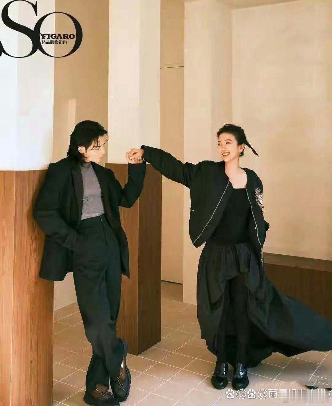 萧敬腾把大14岁的老婆养得真好，俩人最新杂志封面也太绝​​​
