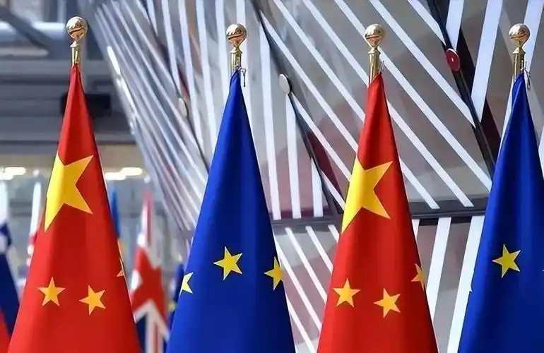 中欧贸易谈判谈下来了，一次性敲定16项共识，这下美国的算盘怕是落空了。2026年10月8日至9日，北