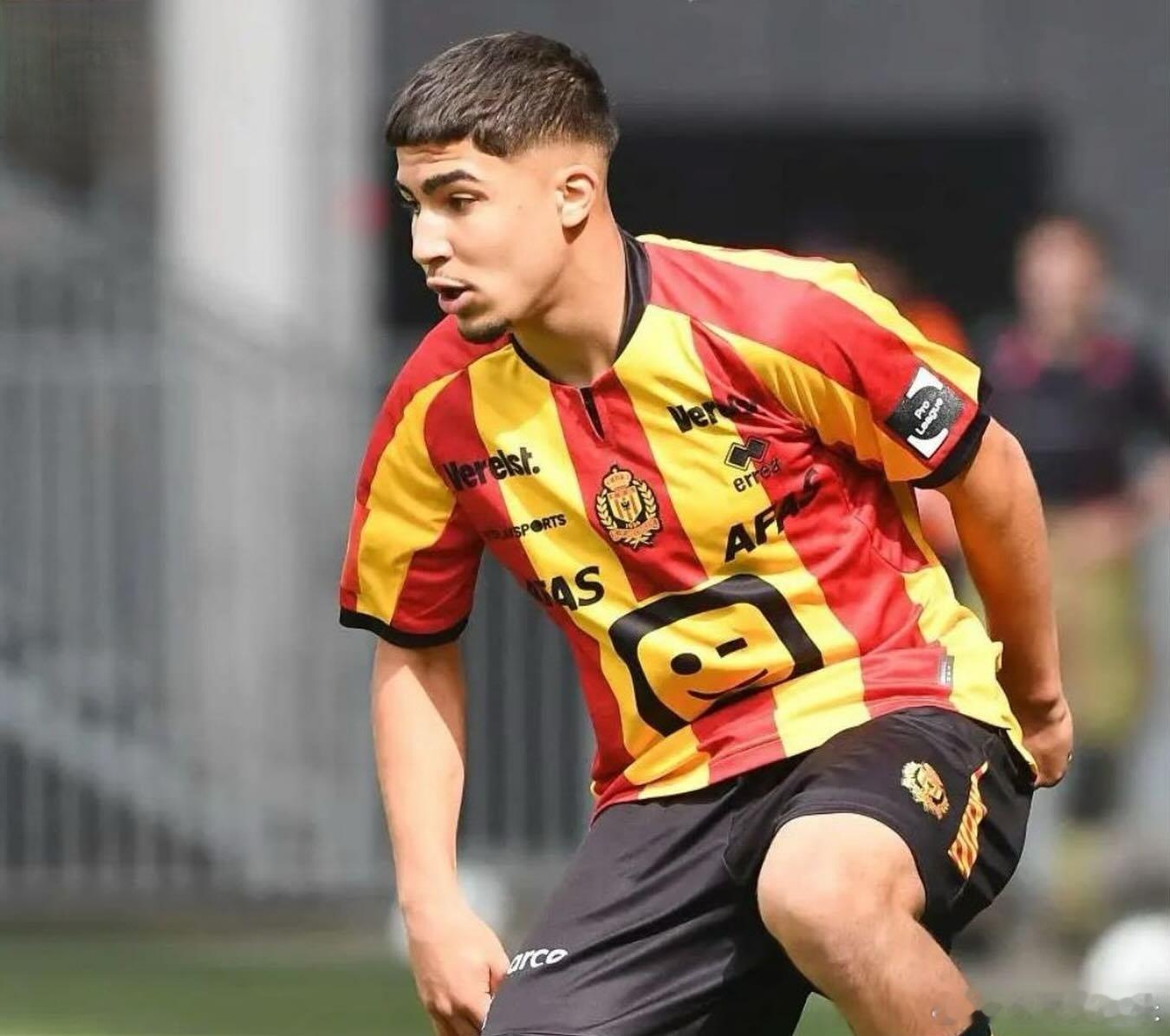 Fcinter1908：国际米兰已经报价420万+10%二转求购左后卫泽克里，1