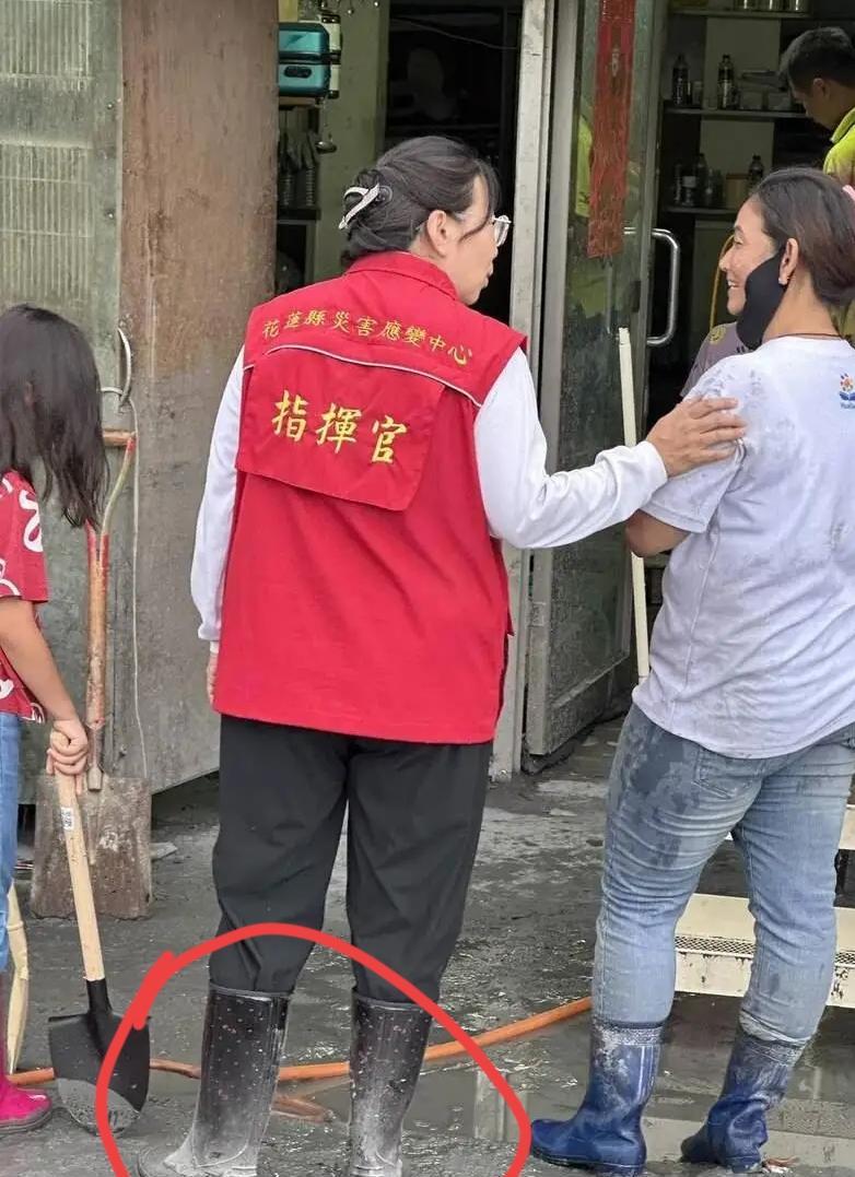 没见动手，脸却打的啪啪响！花莲县这个回应太有智慧了蓝营叛徒、花莲县议长张峻控诉