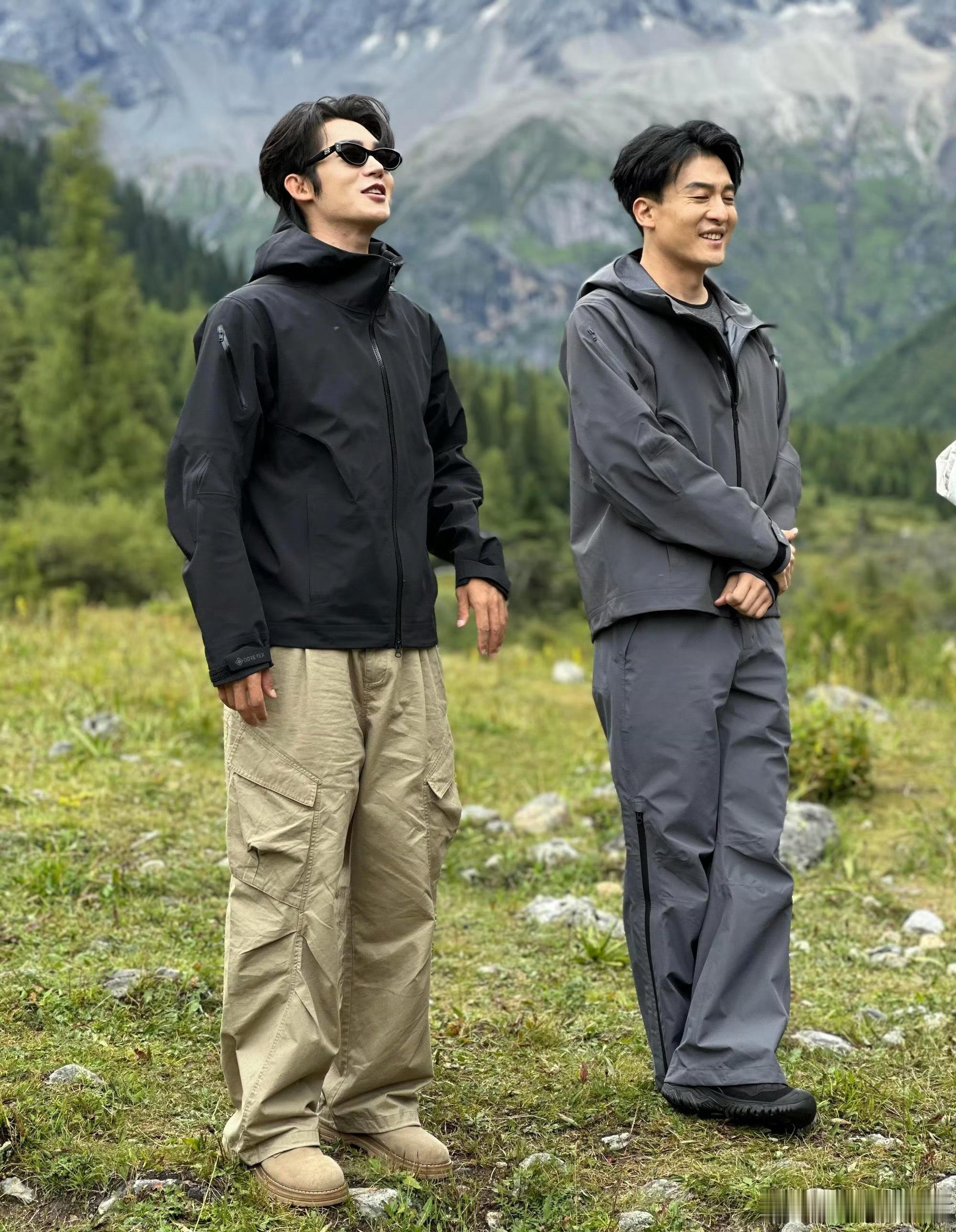 网友偶遇于适、孙艺洲，第一眼看到谁​​​