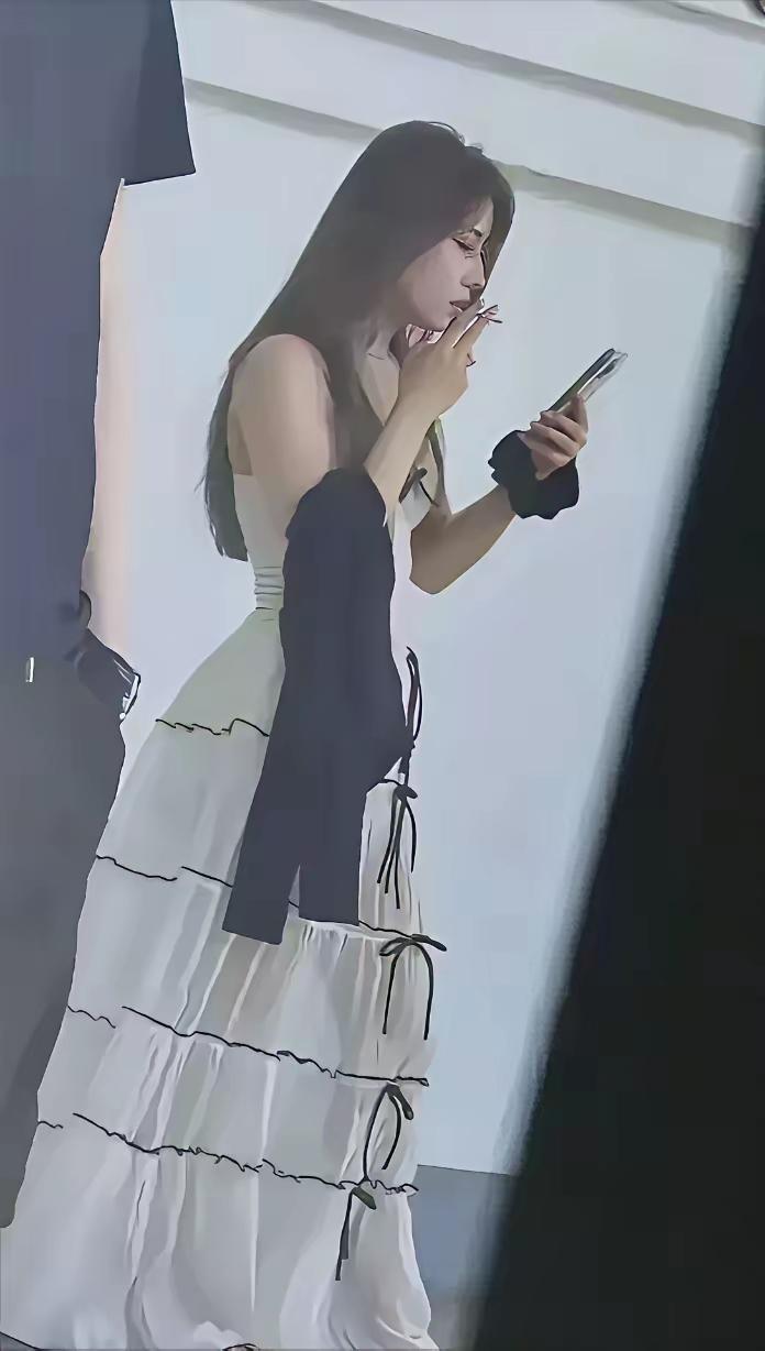 这样的老婆娶到手，怕拿捏不住啊。换你敢娶嘛？