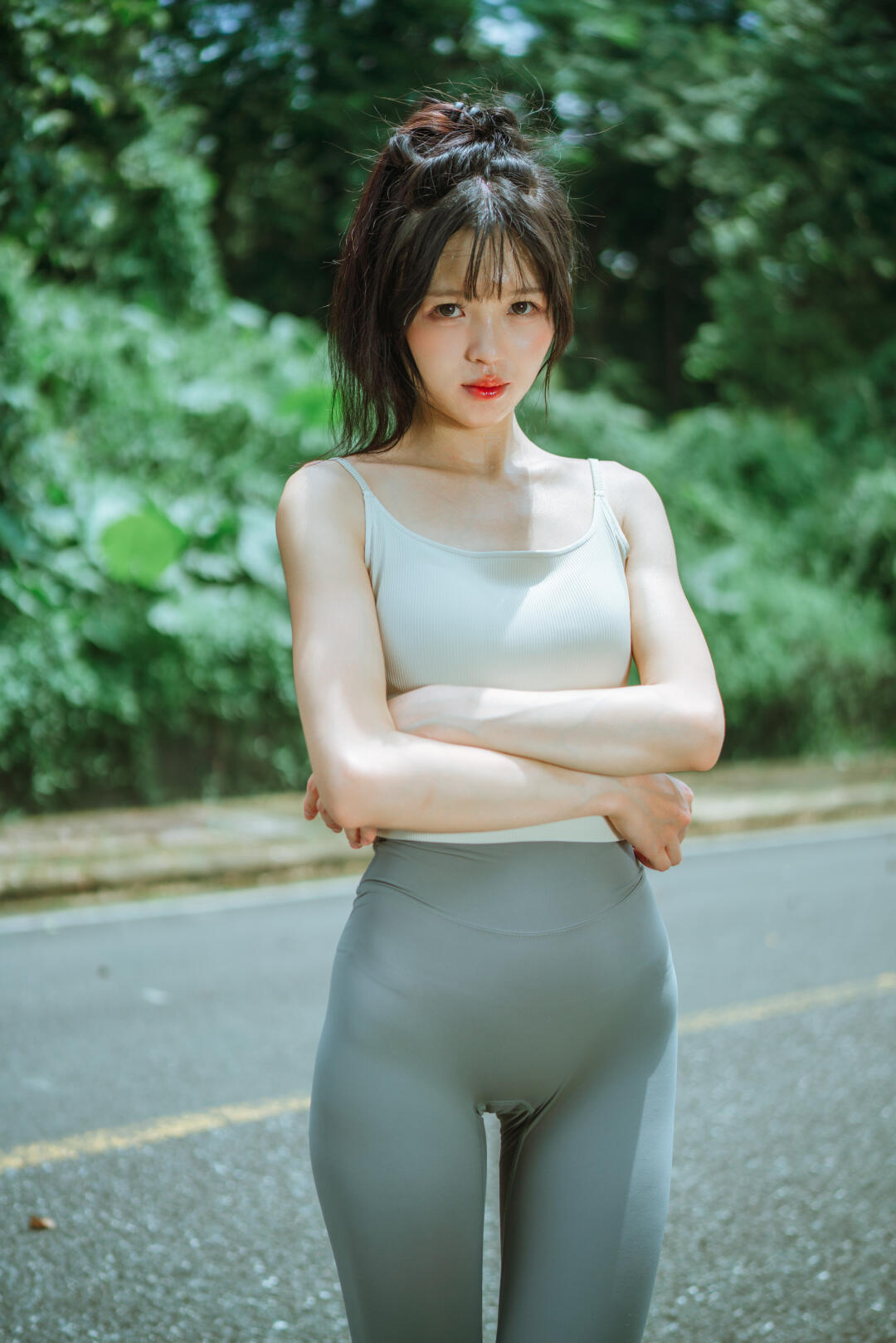 今天有点晒｜夏日户外清新运动瑜伽徒步拍照