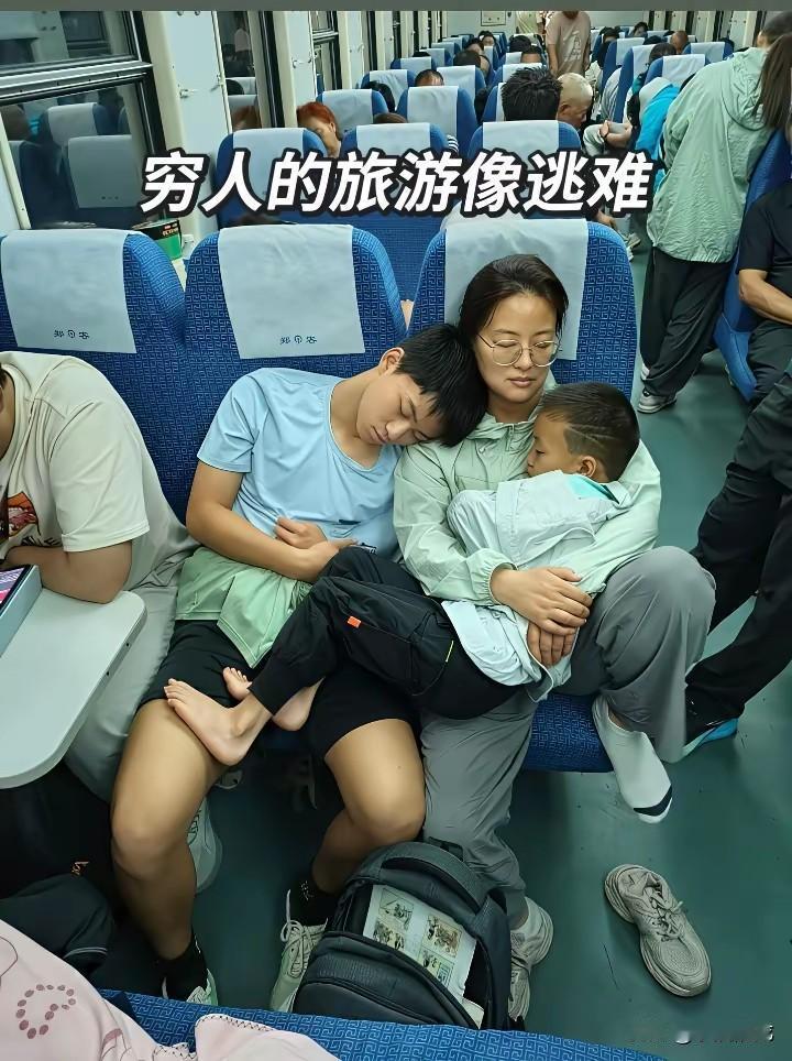 近期，我所在的县城一个5A景区、三个4A景区接连推出“持本地身份证免费”、“持高