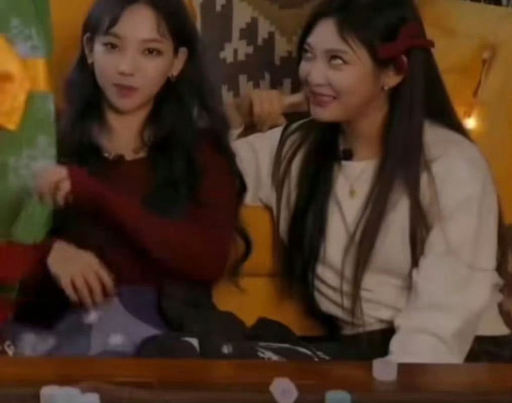 猪眼睛往上翻一般是要吃人了