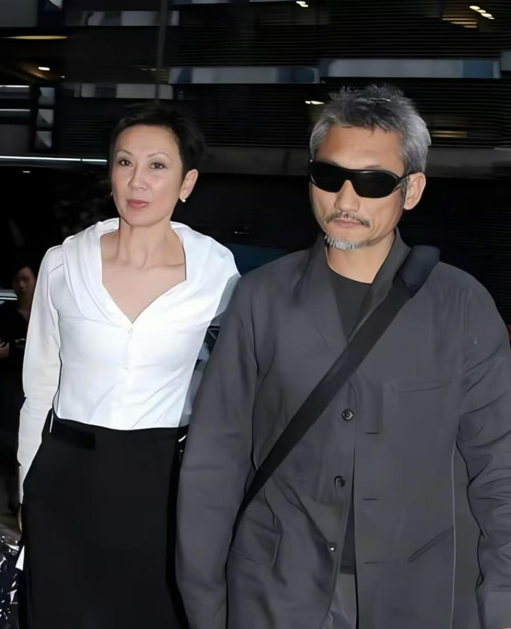 几乎所有有能力的男人都是既要又要。年轻时，想找个有实力的老婆同甘共苦，助力