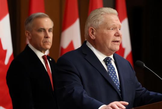 1月14日，加拿大总理卡尼的专机还没在北京降落，安大略省省长道格·福特带着恳求的