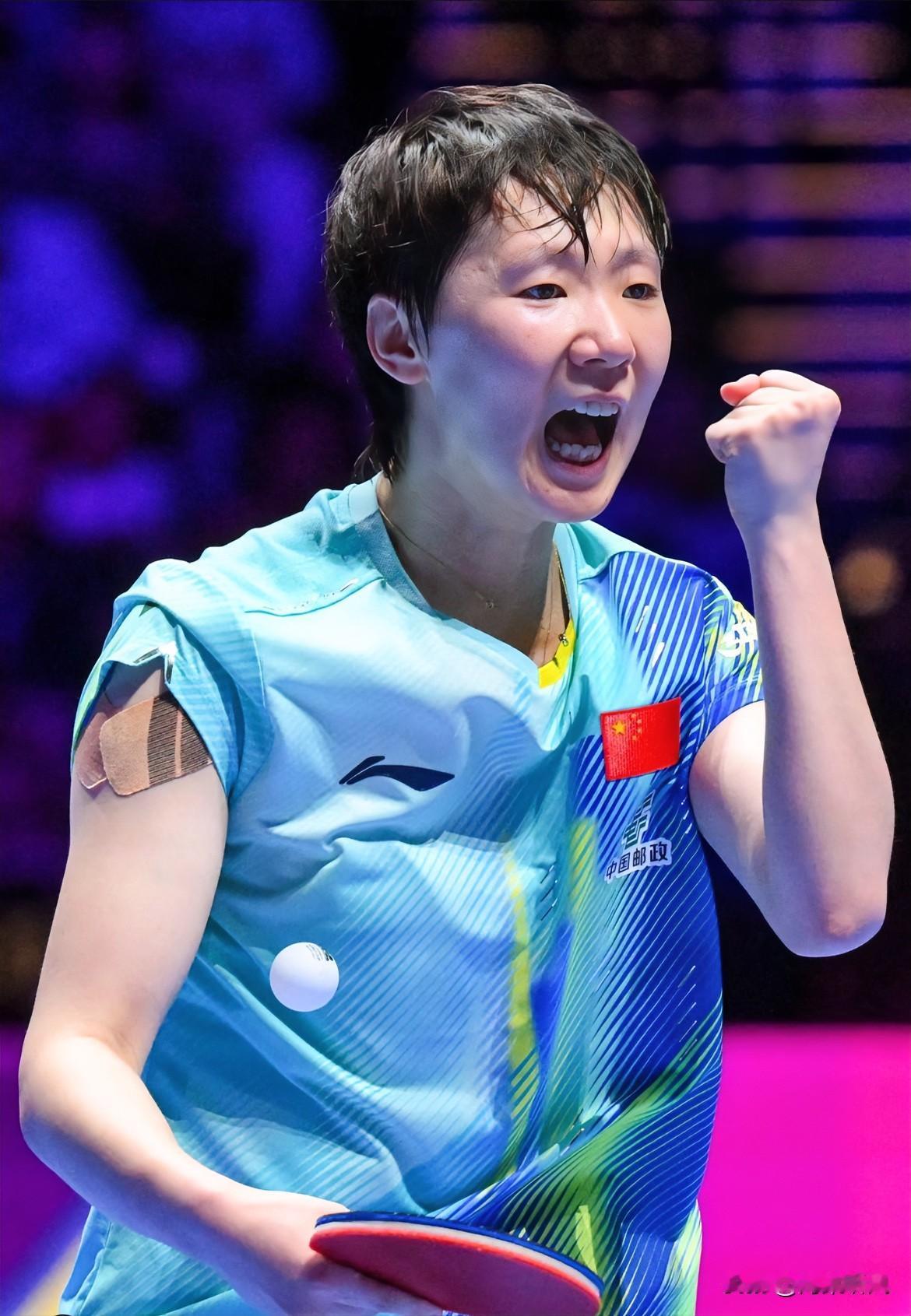 这下瞒不住了，​王曼昱是彻底出名了，​不仅上海，全国都知道了，她居然是……