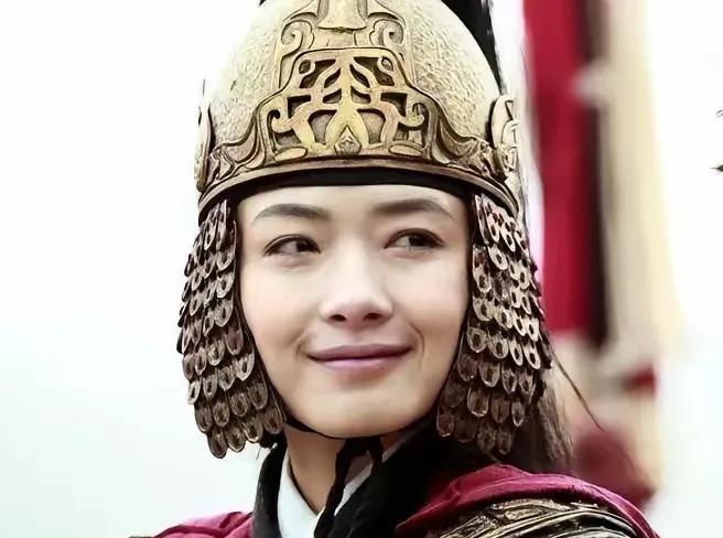1561年，戚继光在外偷偷纳了小妾，并生了5个儿子，妻子王氏得知后，抄起一把长刀