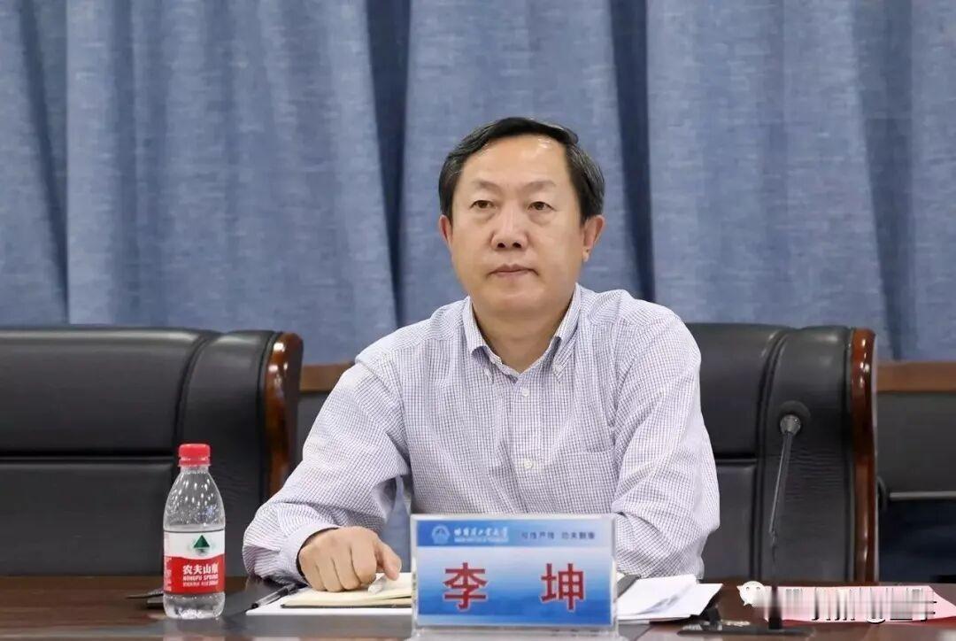 七天，两个人，同一片林子9月7日，集团总会计师王林田，被查。9月14日