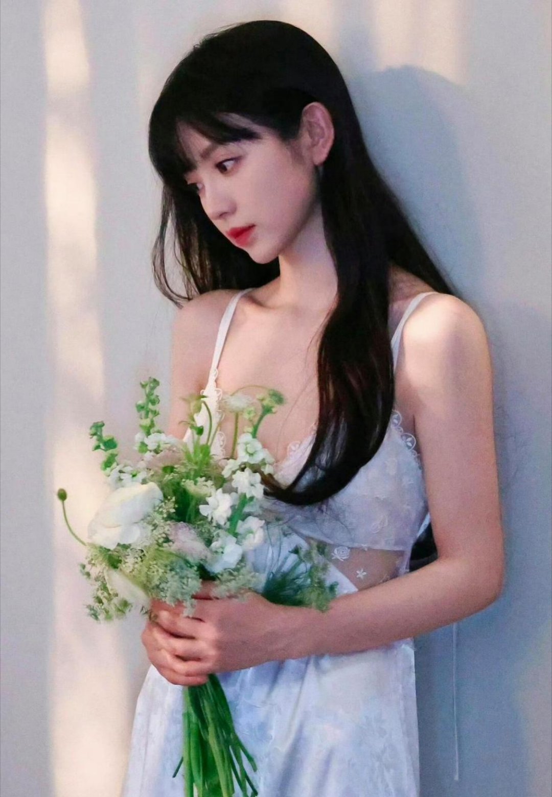 谁说甜妹不能性感？田曦薇拿下维密合作惊艳众人！