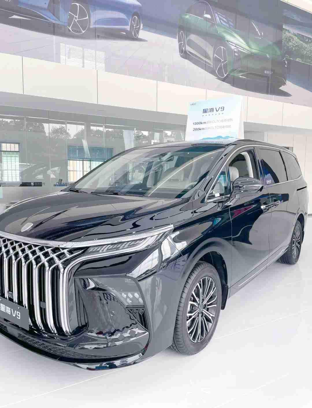 这就是赤裸裸的现实啊！6％家庭，买50万元以上的车；12％家庭，买20~50