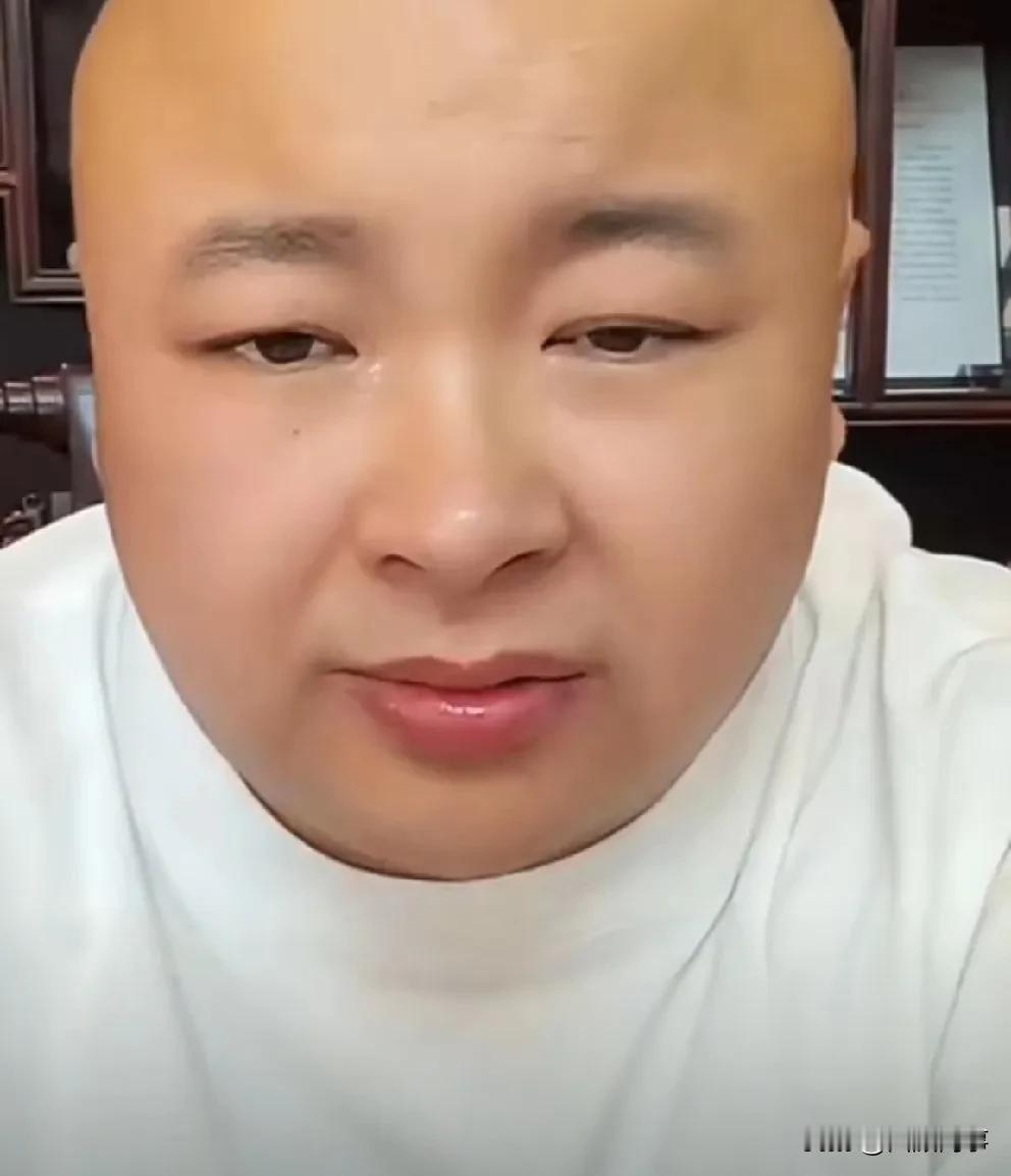 老狗点评刘二狗和小可爱分手，本就不匹配！他俩不可能