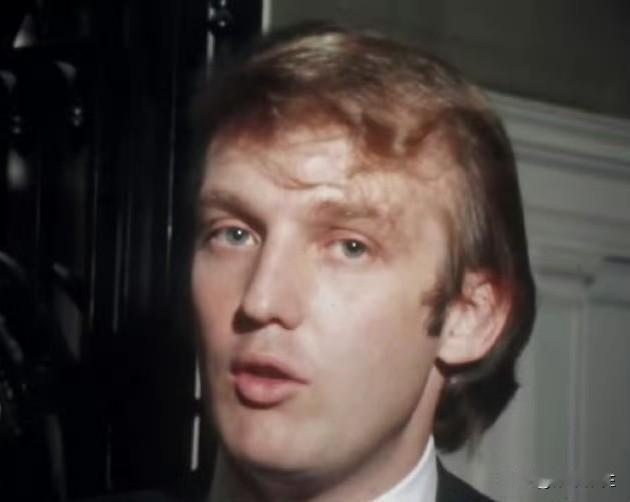 老照片欣赏：摄于上世纪70年代，这个看起来楞楞的青年日后非常不简单；他不仅具