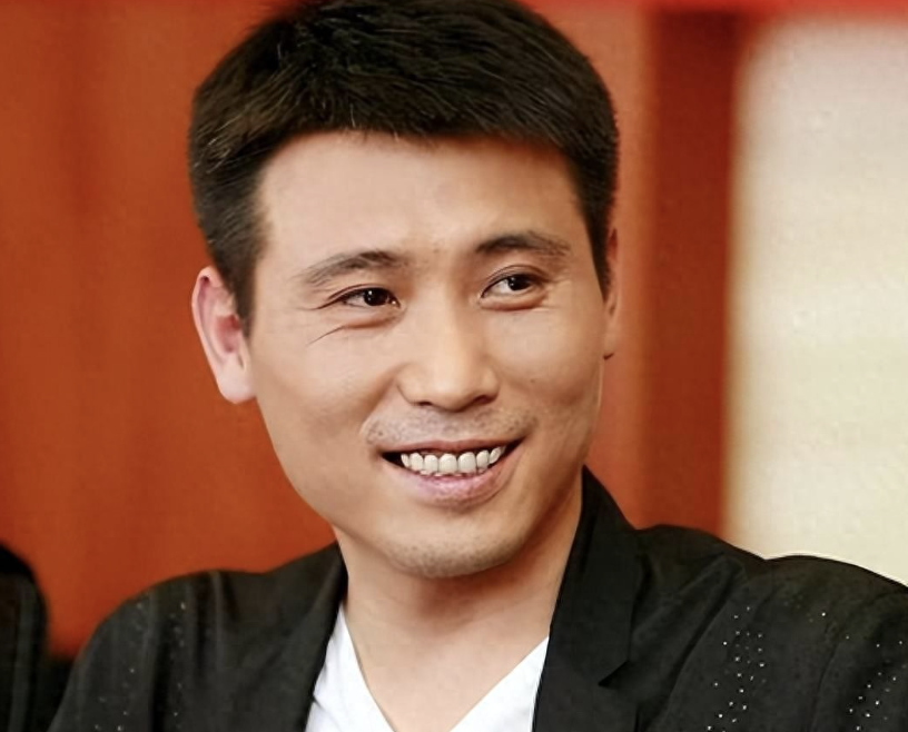 李乃文老婆身份曝光，低调相伴多年共筑事业