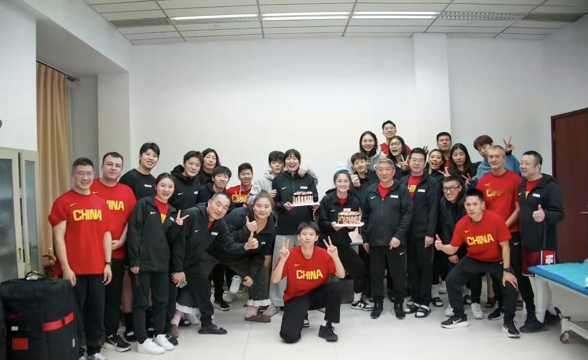 中国女篮本次世界杯的目标应该是八强我也刷到不少网友说世界杯最多八强，也有一些