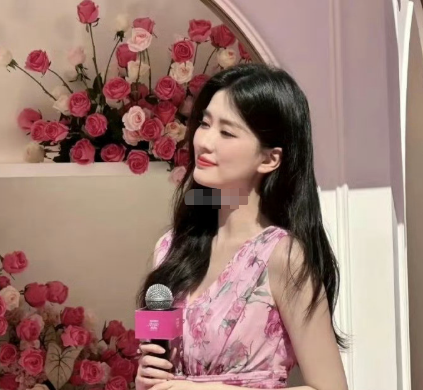 乔欣能成为豪门儿媳果然是应验了那句老话，就是要这种看起来很富态的​​​