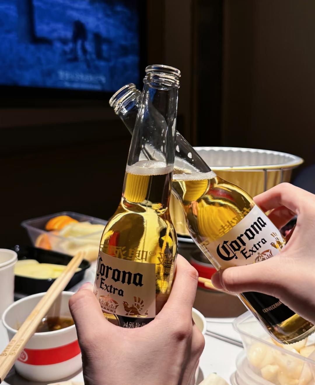 刑警朋友的一句话，至今想起来还后背发凉：这世上最可怕的从不是明着来的坏人，而是揣