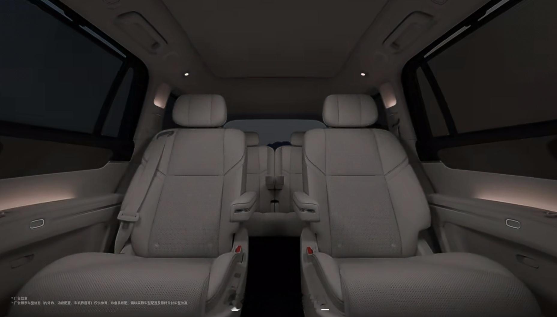 看来零跑D19这次是六座和七座版一起来。目前主流推七座的有乐道L90和ES8，七