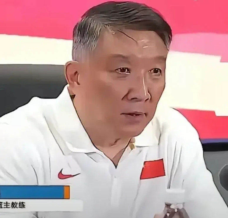 宫鲁鸣与郑微的最大区别是敢用新人。例如对于张子宇，宫鲁鸣让她参加的对波黑和日本的
