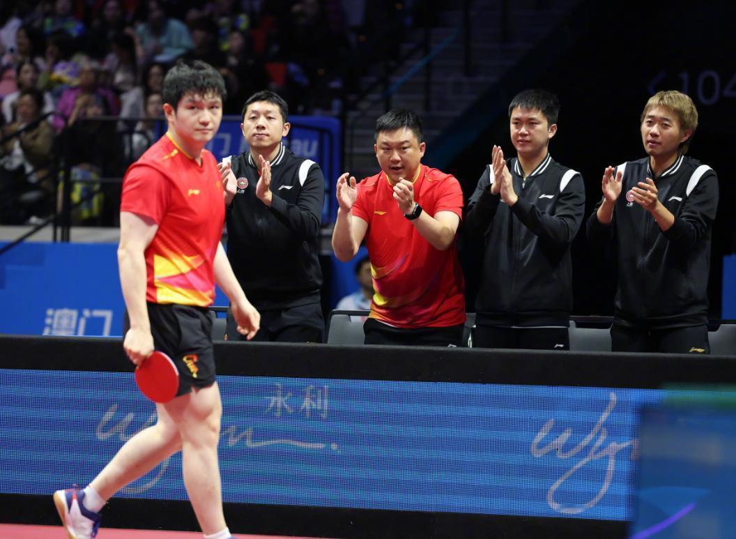 乒乓球男团决赛，上海队已经明牌了，北京队有可能会采取山东女团的战术！今晚的全运