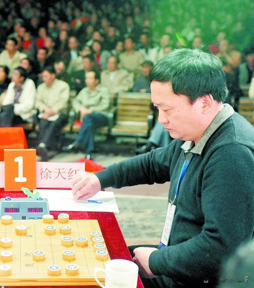 五羊杯如火如荼，许银川走下神坛六冠王许银川，在象棋录音门爆发后，首次参加正式比