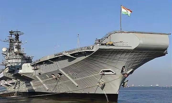 1. 印度新航母首次出访一路磕到科伦坡：2025年11月印度首艘国产航母“维克兰