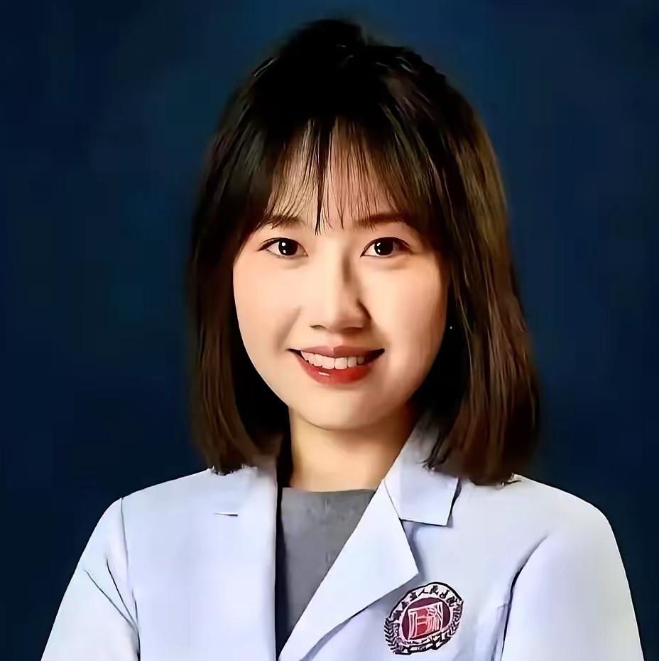 听说曾主任离开任职多年的医院，令同事与患者深感不舍。诸多猜测认为她是对工作环境或