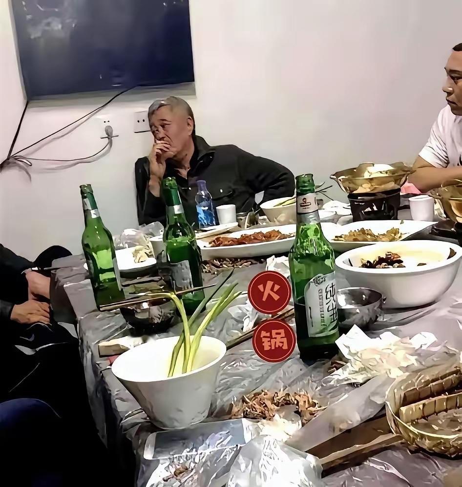 赵本山活得通透！过着普通人的生活，有滋有味！68岁的赵本山活得明白