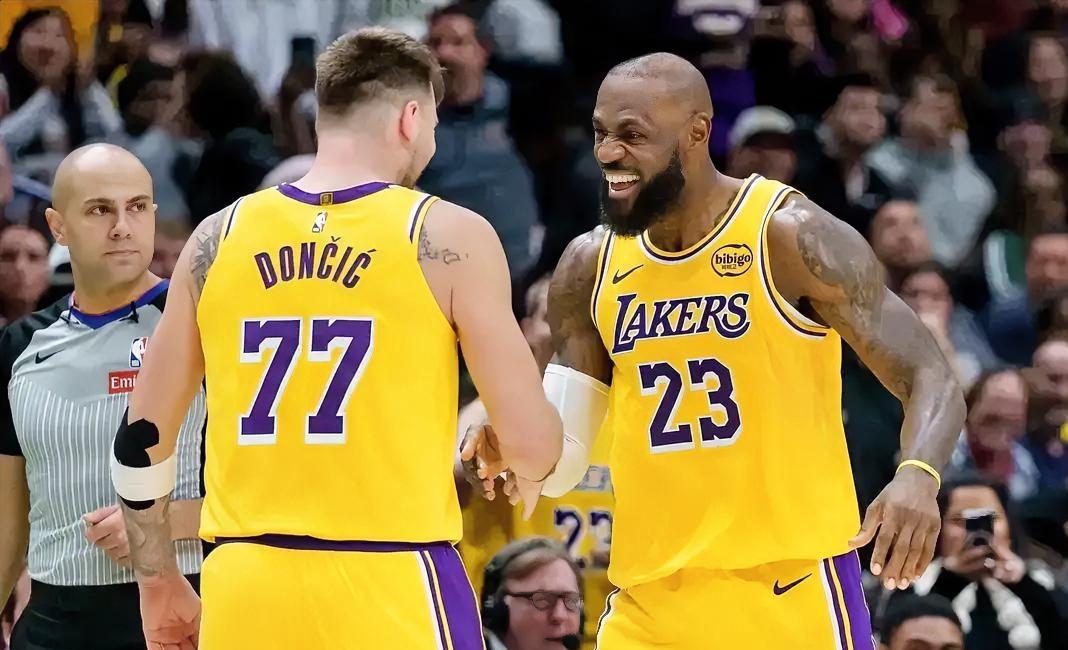 湖人输给黄蜂接下来湖人有事做了1:湖人启动交易湖人必须要进行交易了就目前的