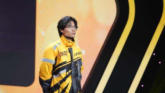 580起善举、超四成是救人, 美团在杭举办骑手好人好事表彰大会